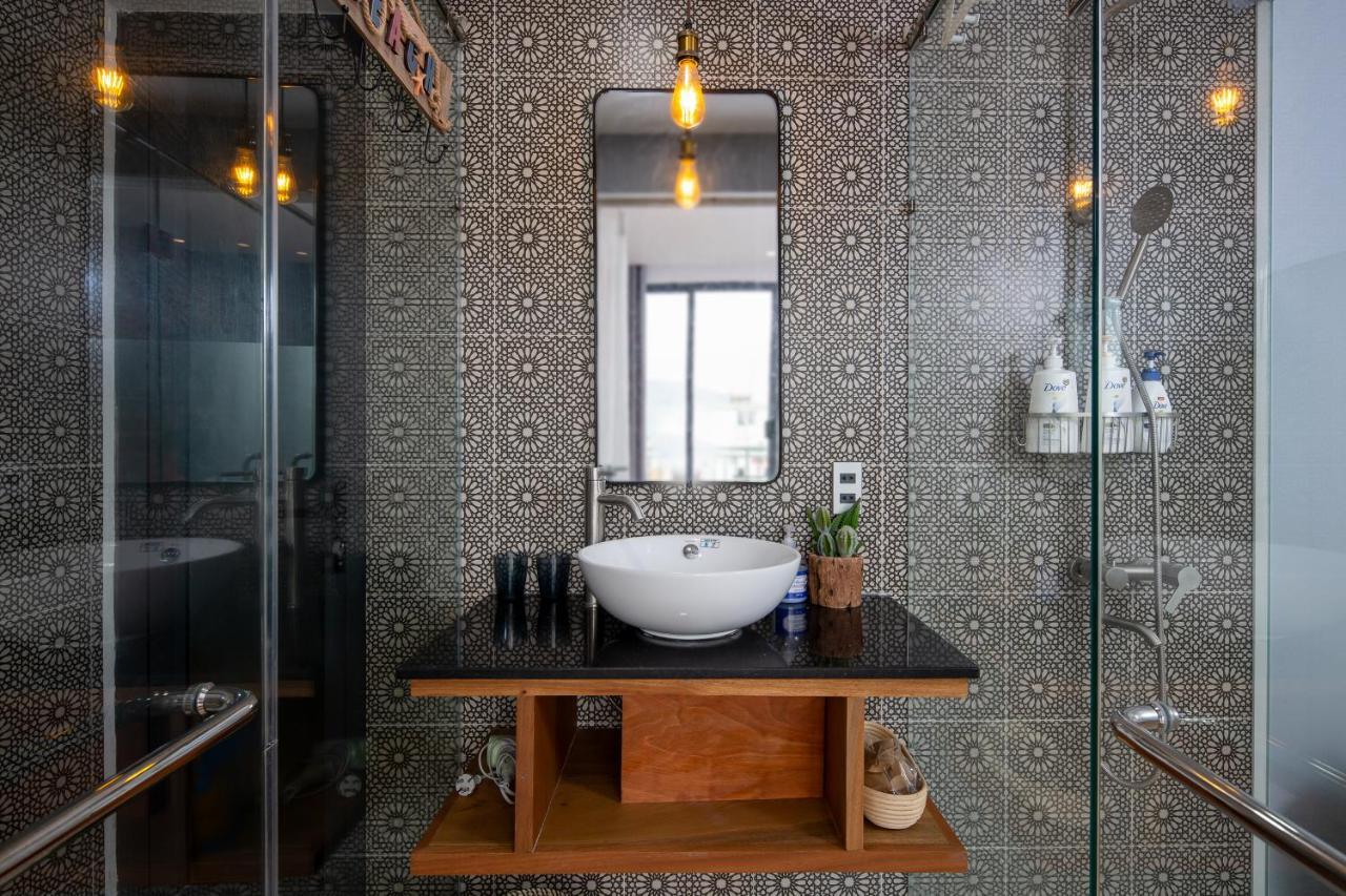 Sea Vista Boutique Hotel & Apartment Дананг Экстерьер фото